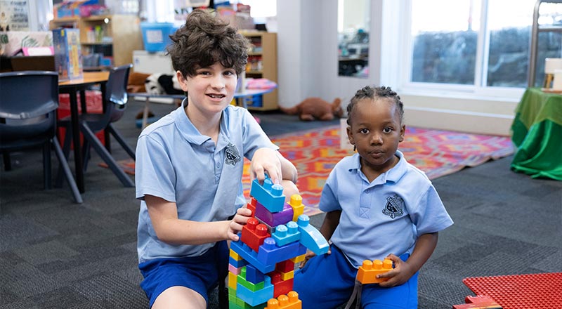 St Canice's Katoomba students in class, playing with blocks