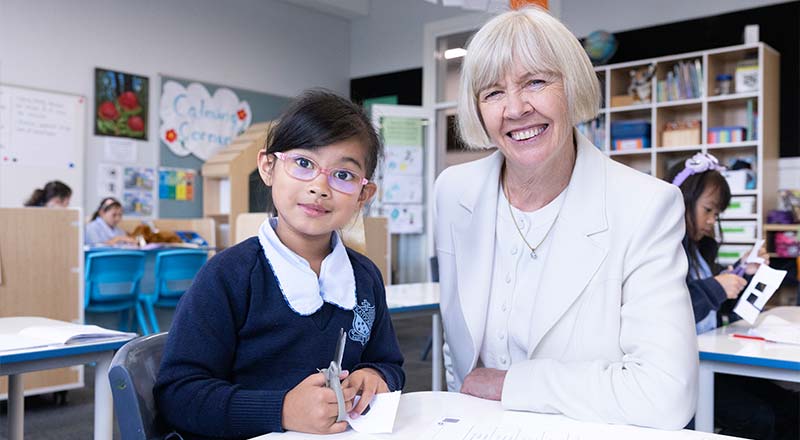 St Canice's Katoomba students and Principal, Miriam Meaney