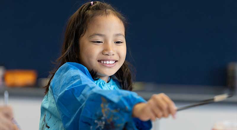 St Canice’s Katoomba students painting