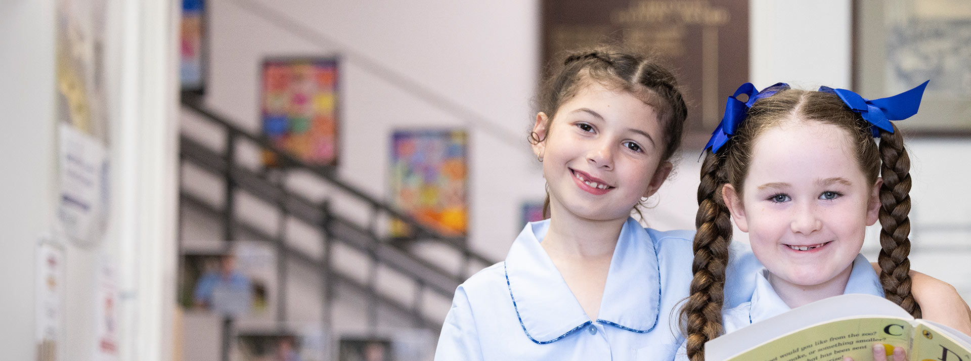 St Canice’s Katoomba student in school library