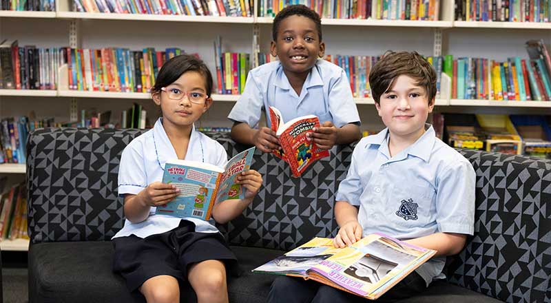 Students reading in St Canice’s Katoomba School Library