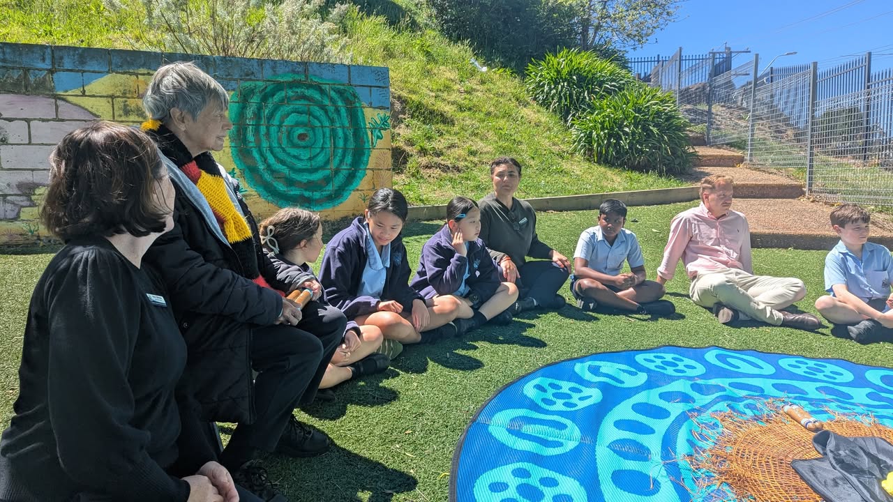 426379072836953_1339906854817499-1