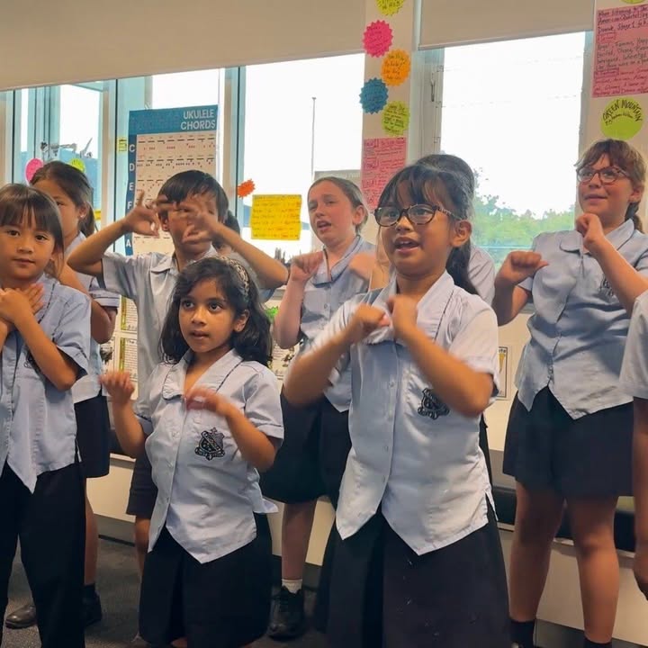 426379072836953_1342573541217497-1